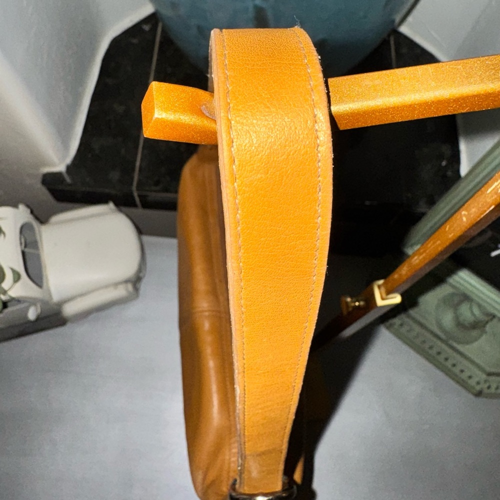 Coach Vintage 1998 Soho Mini Bucket Bag Glove-Tanned Leather - GUC - Picture 9 of 16